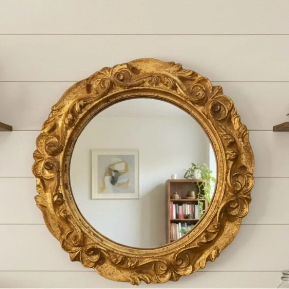 Italian Florentine Hollywood Regency Gold Giltwood Baroque Wall Mirror